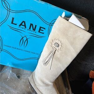 Lane Fine Boots in Cream